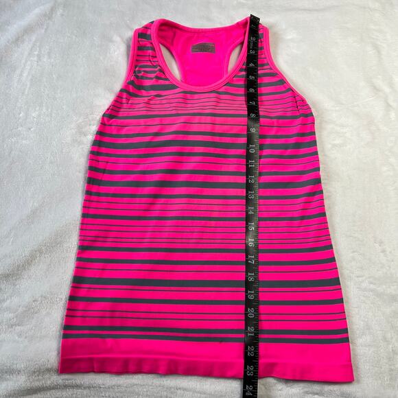 Athleta Scoop Neck Stripe Racerback Tank Top w/ Shelf Bra Size Small Workout Gym - Picture 7 of 8